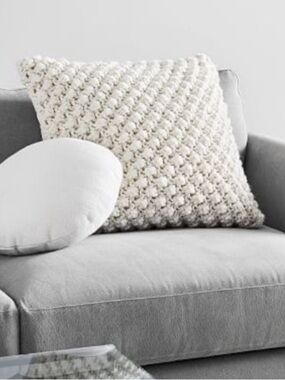 Beautiful West Elm Textured Knitted White Pillow Covers (2)
